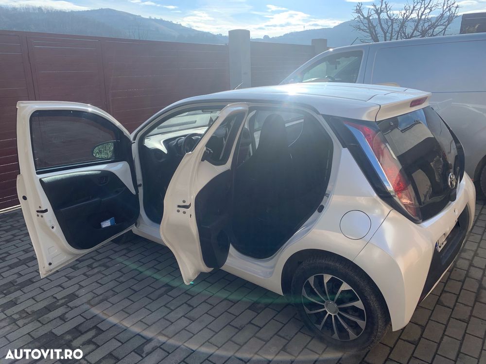 Toyota Aygo 1.0 Terra - 4