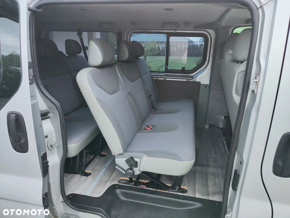 Opel Vivaro L2H1 2.9t - 7