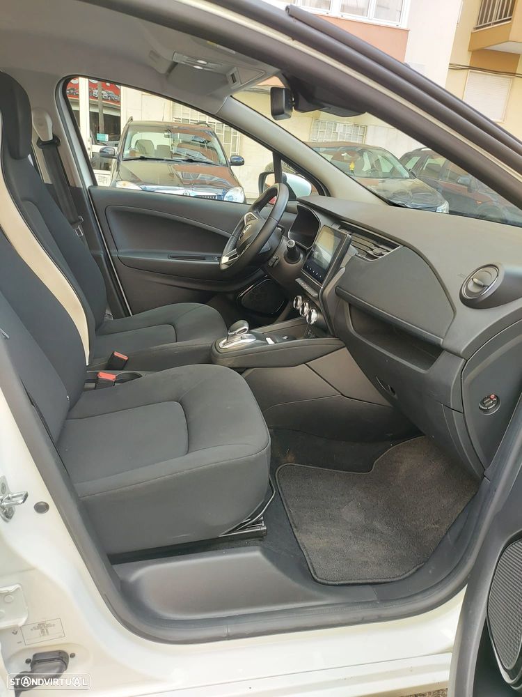 Renault Zoe - 11