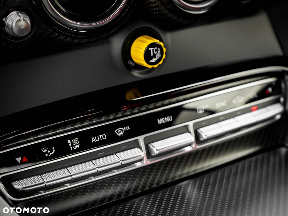 Mercedes-Benz AMG GT R - 23