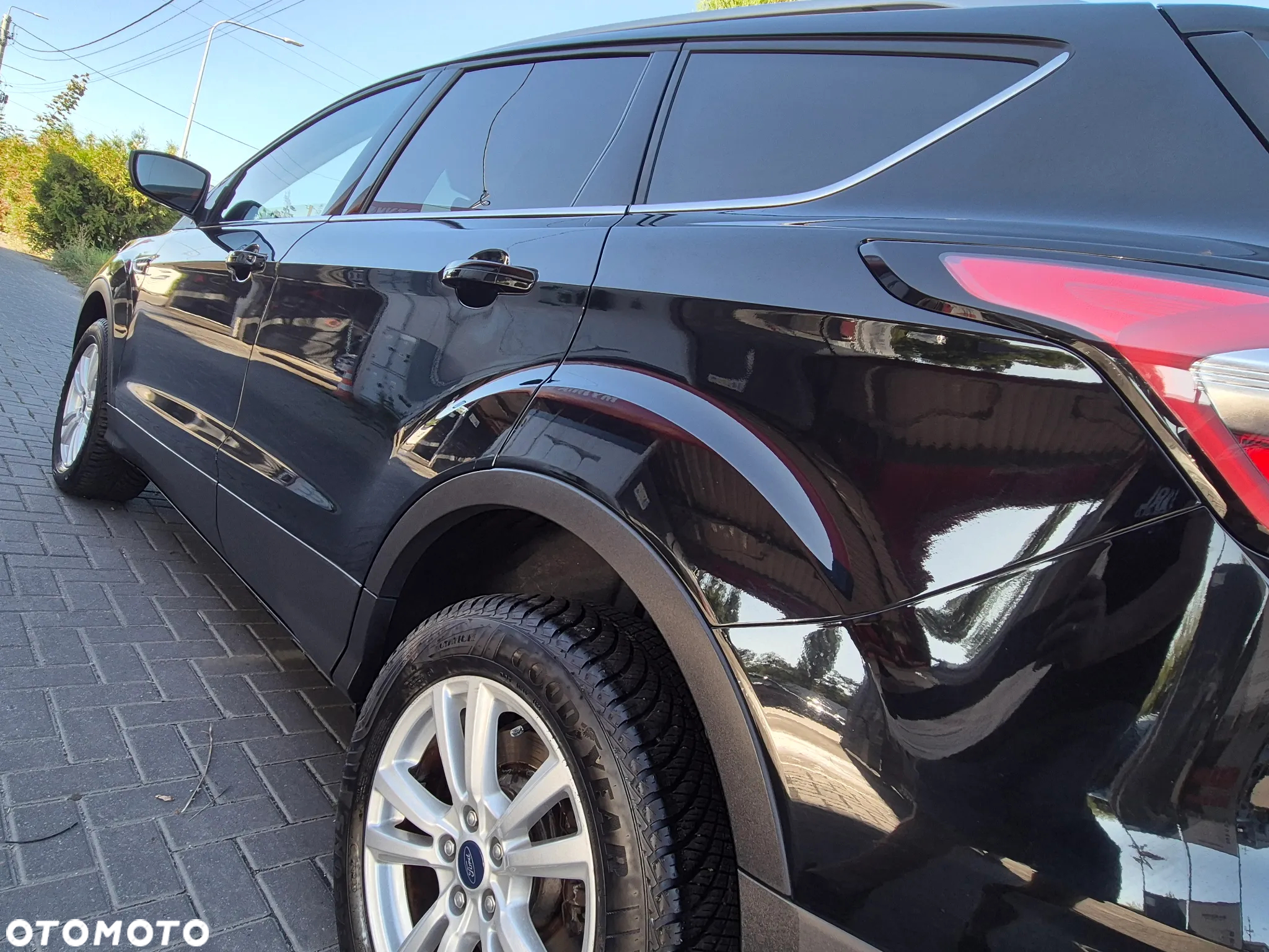 Ford Kuga - 22
