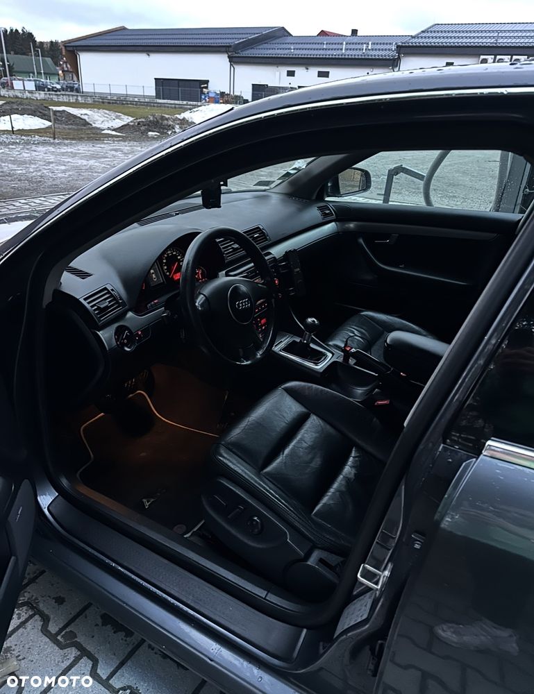 Audi A4 Limousine 3 - 25