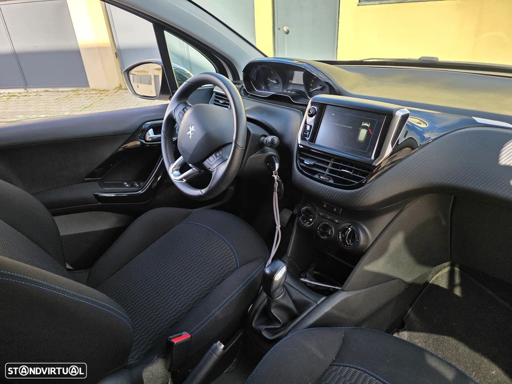 Peugeot 208 1.5 BlueHDi Signature - 7