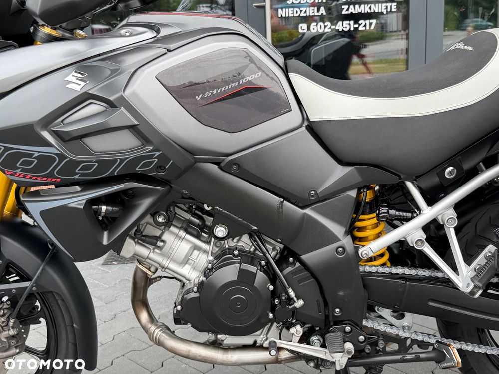 Suzuki V-STROM - 33