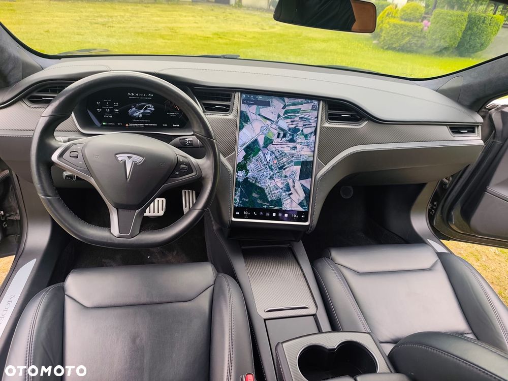 Tesla Model S Performance - 9