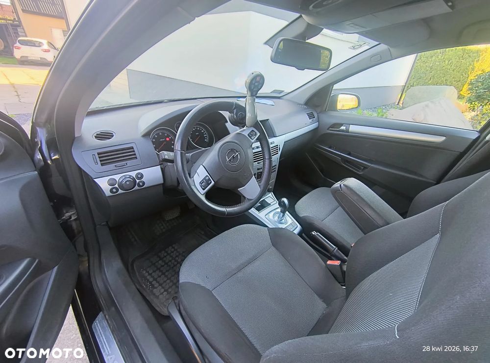 Opel Astra 1.6 Automatik Cosmo - 28