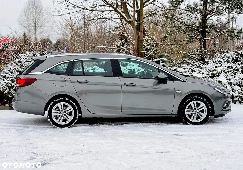 Opel Astra 1.4 T Dynamic S&S - 17