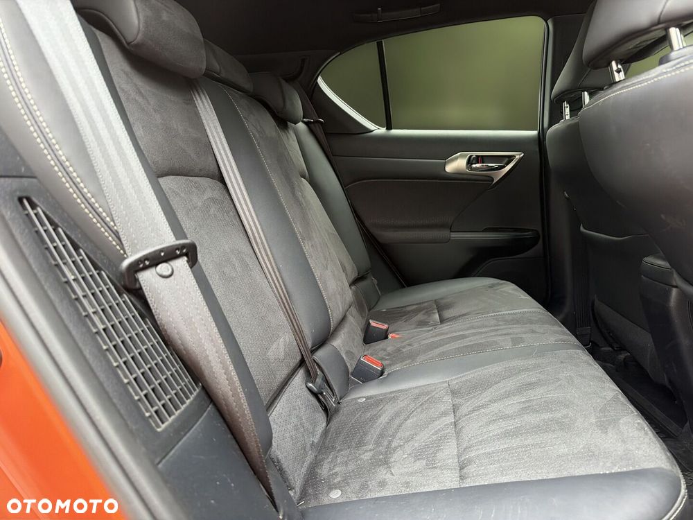 Lexus CT 200h F Sport - 15