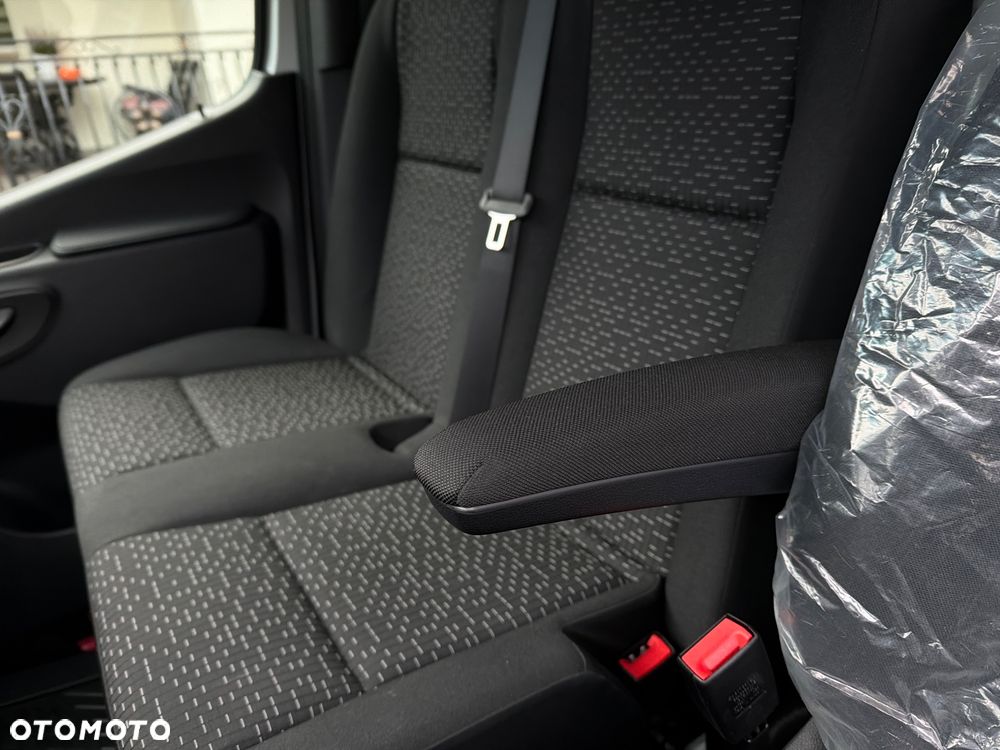 Mercedes-Benz SPRINTER 319 190 KONI 8 PALET BURTO FIRANKA NOWY CAŁKOWICIE PRZEBIEG 7.000 TYSIĘCY - 28