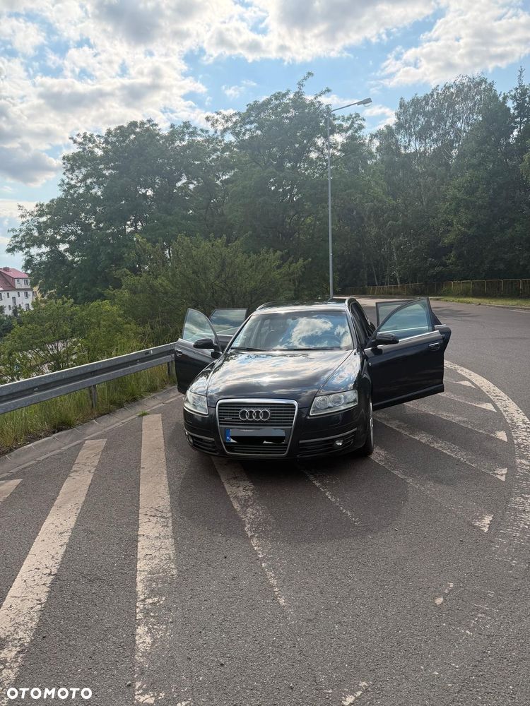 Audi A6 Avant - 1