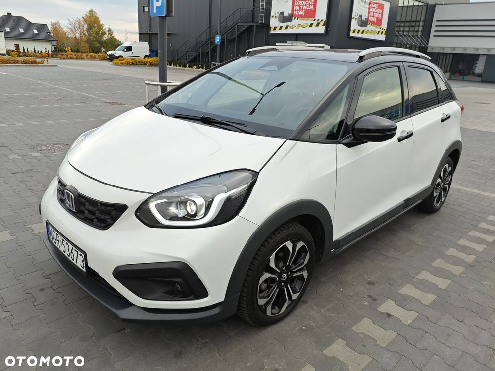 Honda Jazz 1.5 i-MMD Executive Crosstar (Czarny Dach) - 3