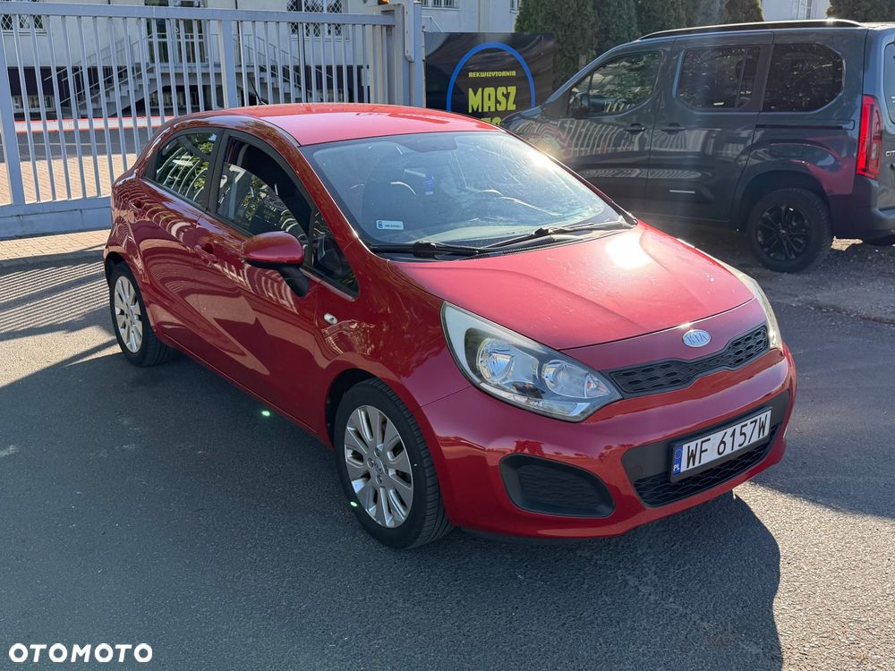Kia Rio 1.4 M - 7