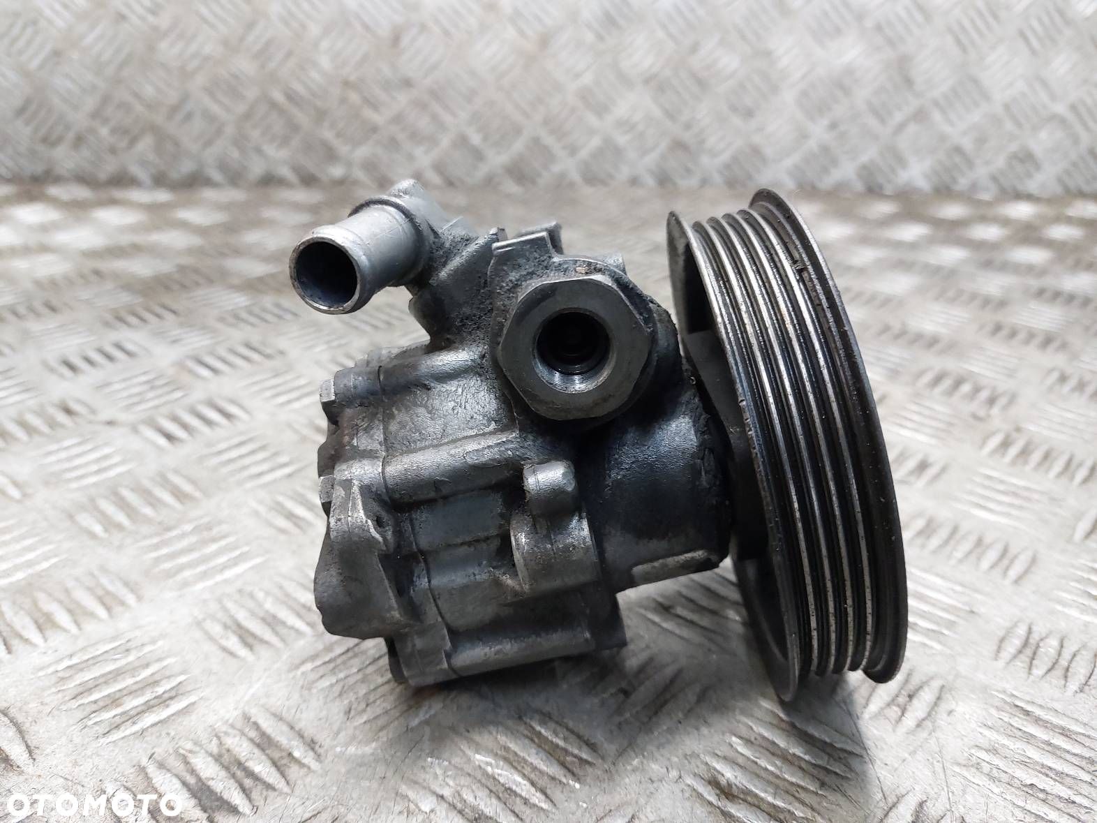 POMPA WSPOMAGANIA VOLKSWAGEN PASSAT B5 1.9 TDI - 1