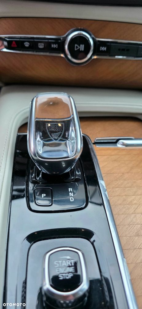 Volvo XC 90 - 12