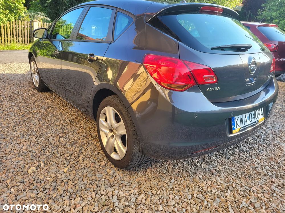 Opel Astra 1.4 Turbo - 12