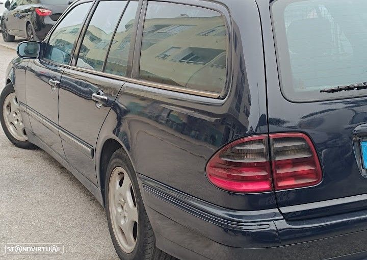 Mercedes-Benz E 220 CDI Avantgarde - 5