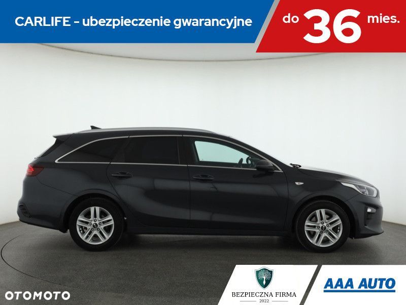 Kia Ceed - 8