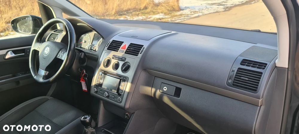 Volkswagen Touran 1.4 TSI Freestyle - 23