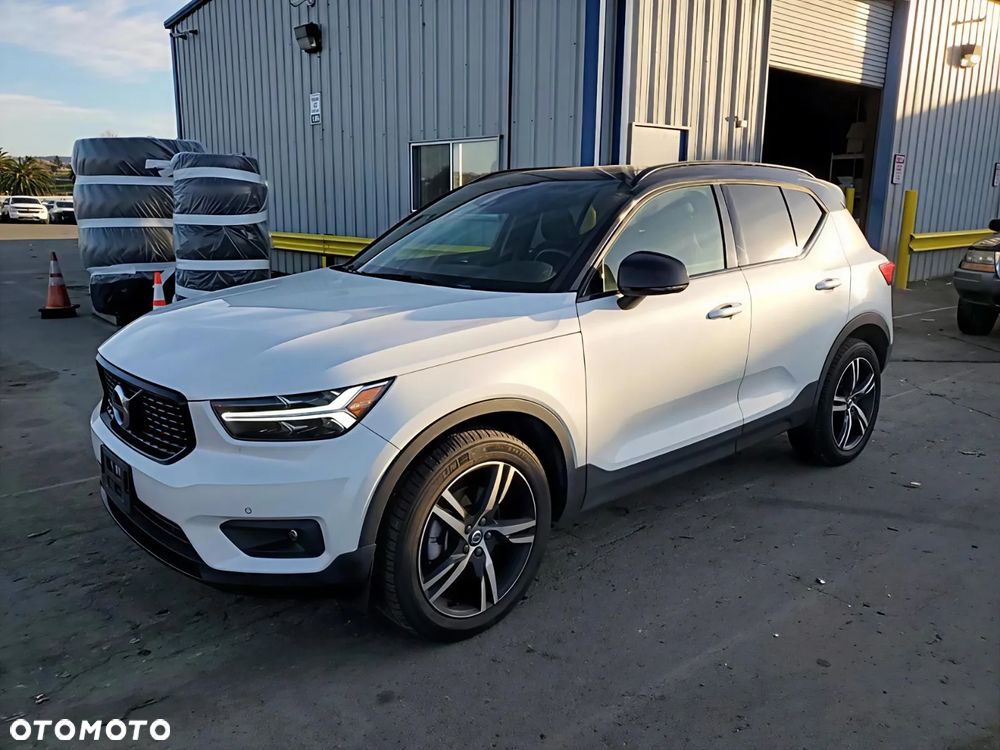 Volvo XC 40