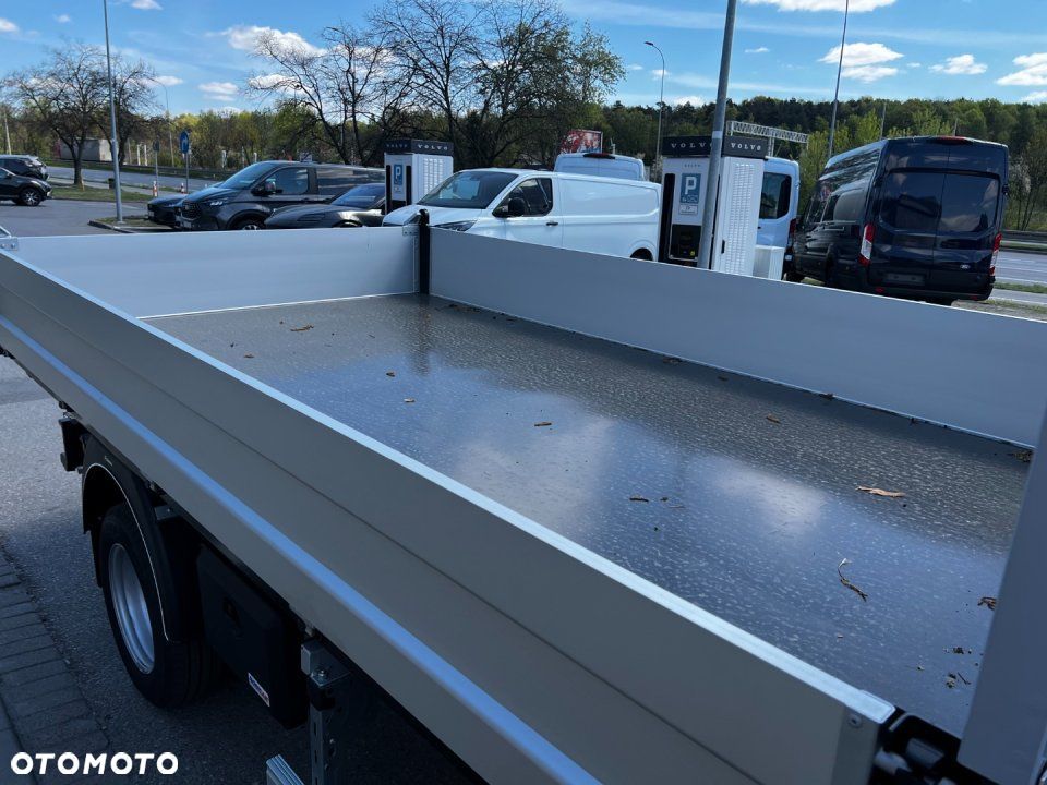 Ford Transit - 15