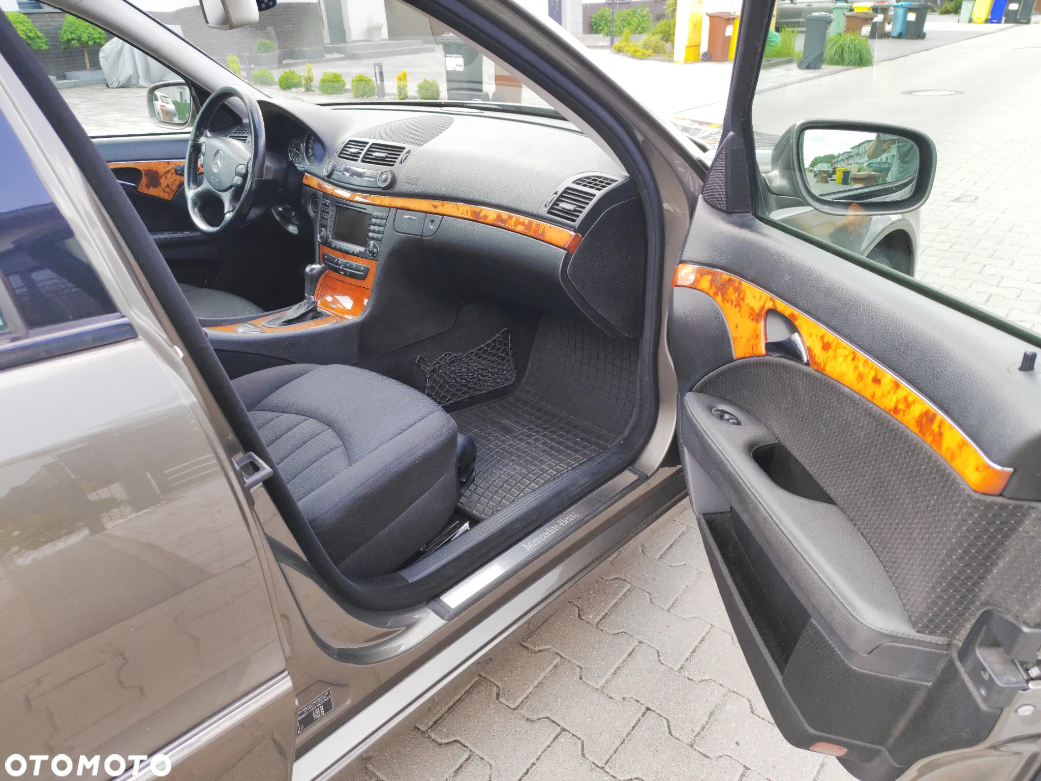 Mercedes-Benz Klasa E 280 4-Matic Elegance - 21