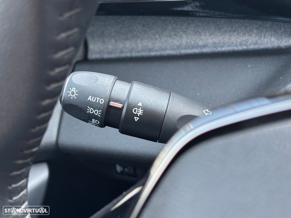 Peugeot 308 1.2 PureTech Allure - 16