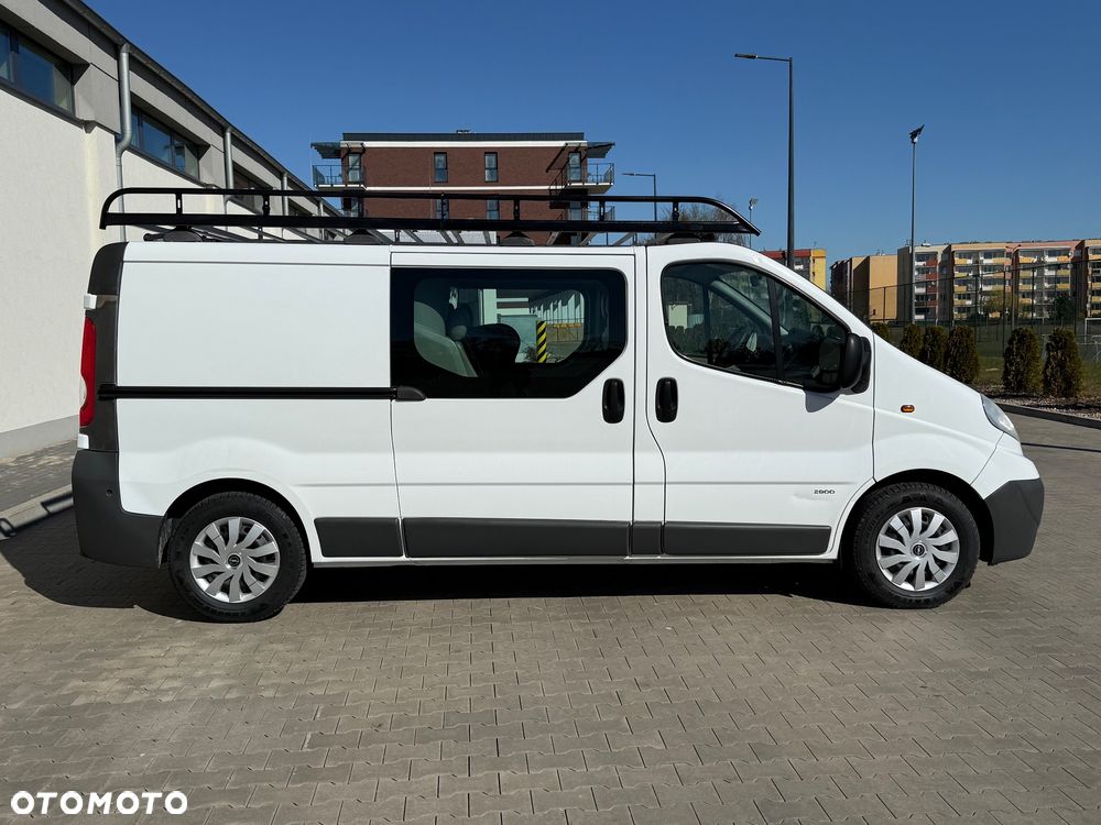 Opel Vivaro - 20