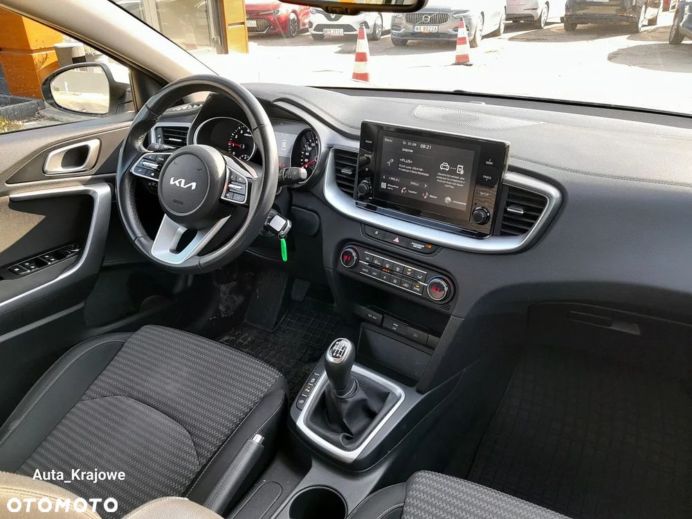 Kia Ceed 1.5 T-GDI M - 9