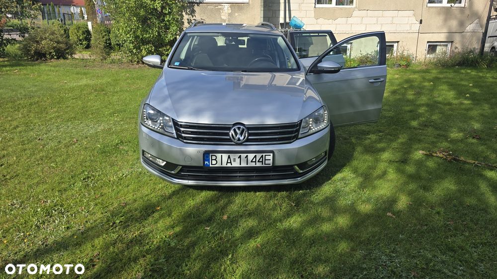 Volkswagen Passat - 4