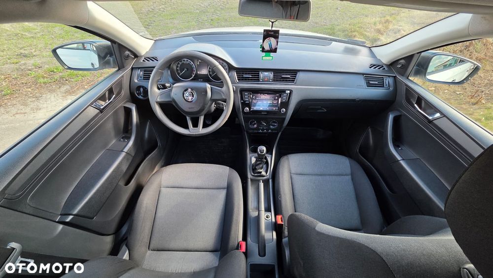 Skoda RAPID - 10