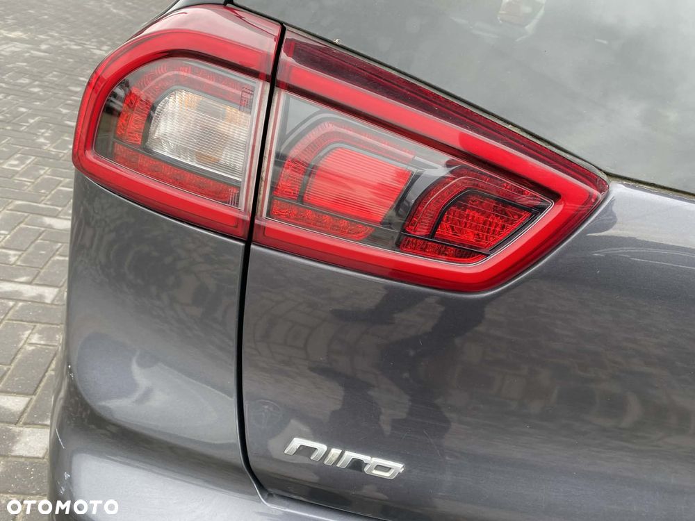 Kia Niro 1.6 GDI Hybrid L - 21