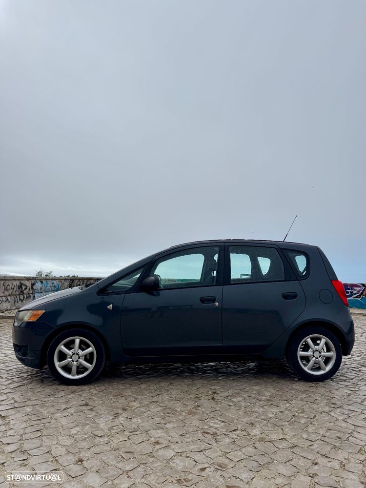 Mitsubishi Colt - 2
