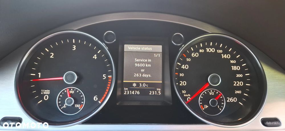 Volkswagen Passat 2.0 TDI DSG BlueMotion Technology Highline - 10