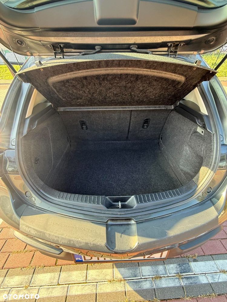 Mazda 3 - 8
