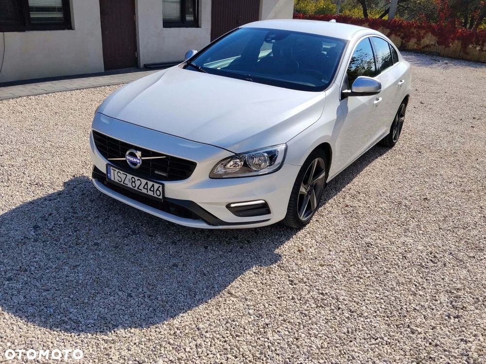 Volvo S60 - 1