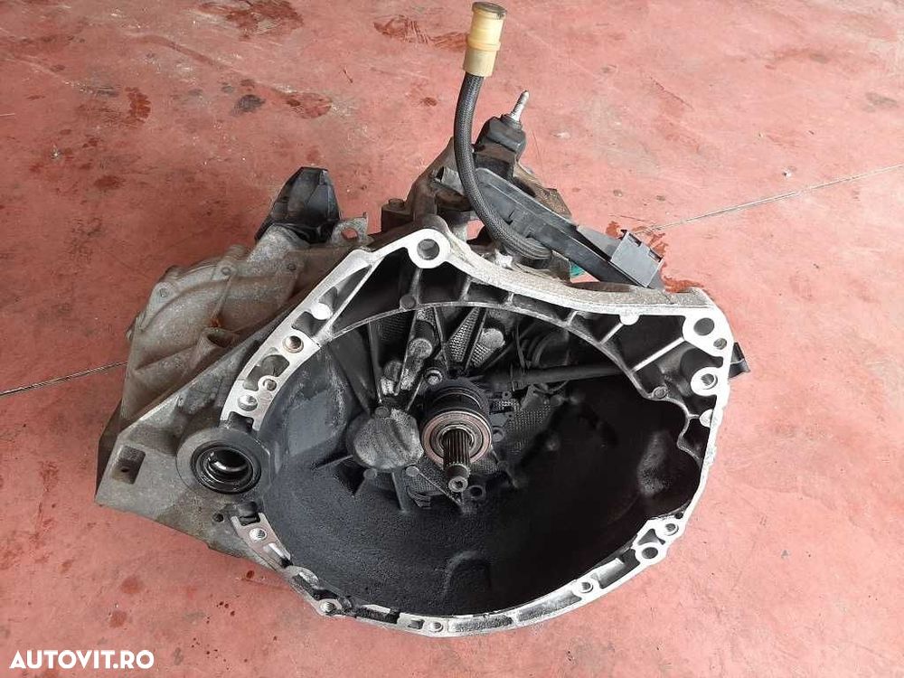 Cutie de viteze manuala Renault Laguna III 2.0 Benzina - 1