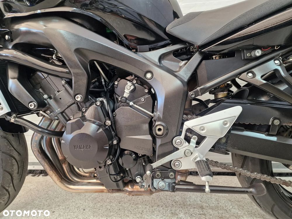 Yamaha FZ - 9