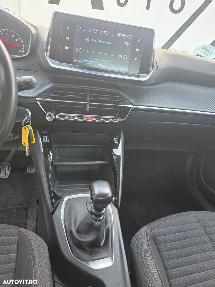 Peugeot 2008 BlueHDi 110 Active Pack - 11