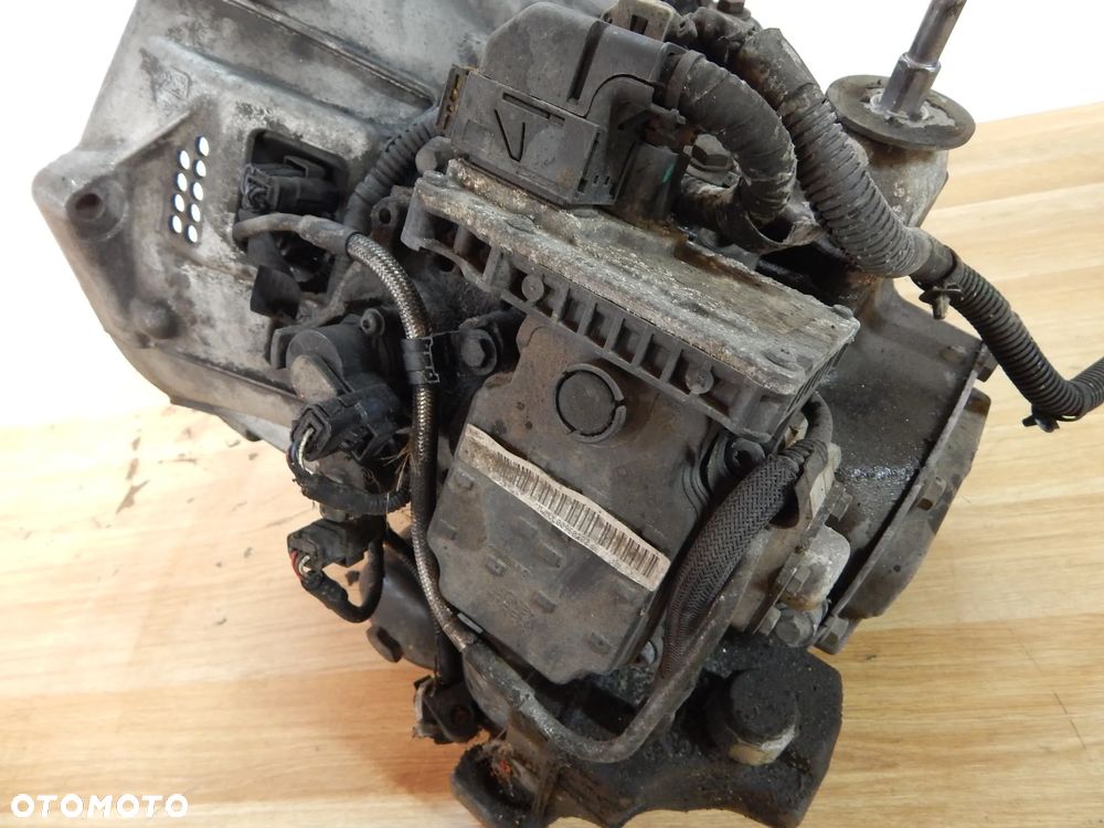 Skrzynia biegów auto 1.6 hdi e-hdi 20DR01 Citroen Berlingo II III c5 c4 Peugeot Partner 508 5008 08-17 Łuków części - 4