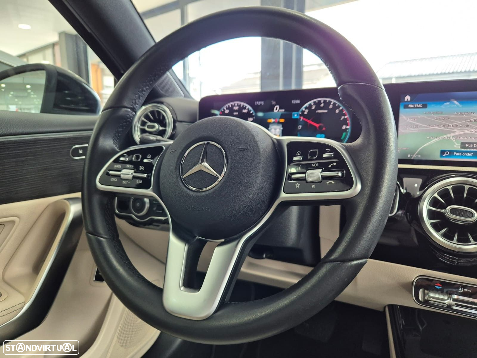 Mercedes-Benz A 250 e Progressive - 13