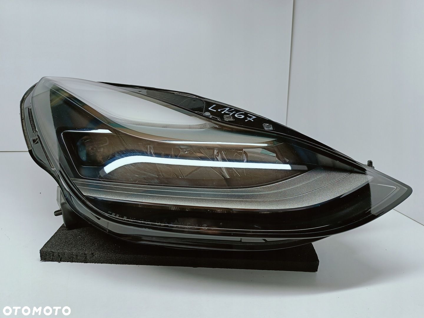 TESLA MODEL 3 M3 LIFT Y MY 20- LAMPA PRAWA PRZÓD FULL LED EU 1514953-00-D - 1