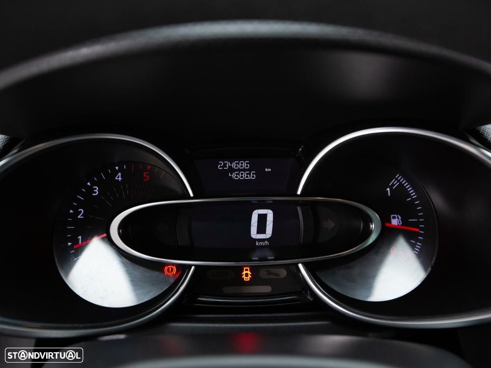 Renault Clio 1.5 dCi Limited - 18