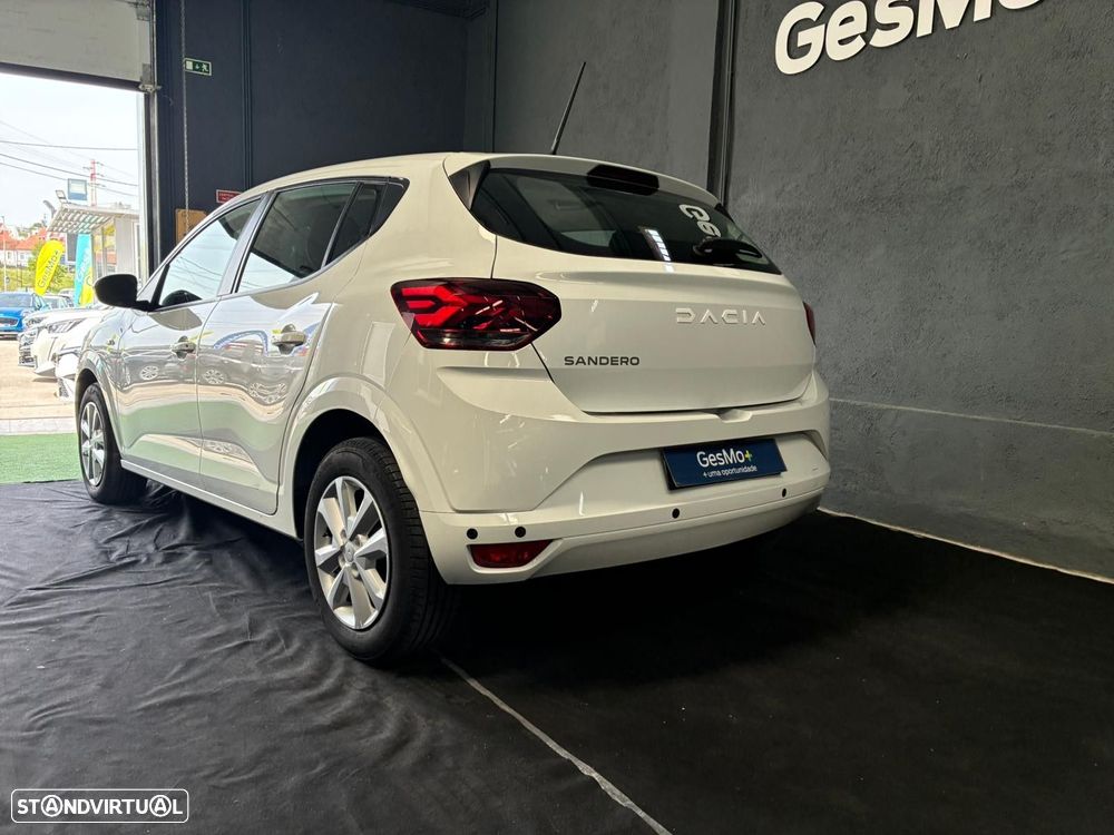 Dacia Sandero 1.0 TCe Expression CVT - 8