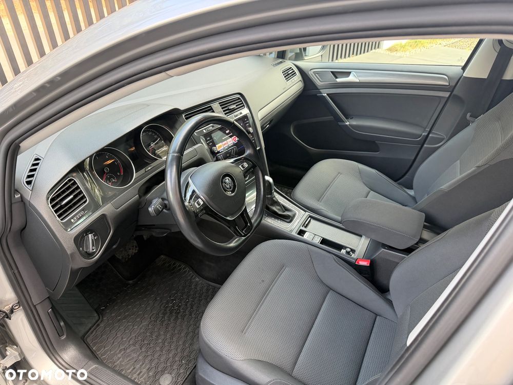 Volkswagen Golf 1.6 TDI BMT Highline DSG - 14