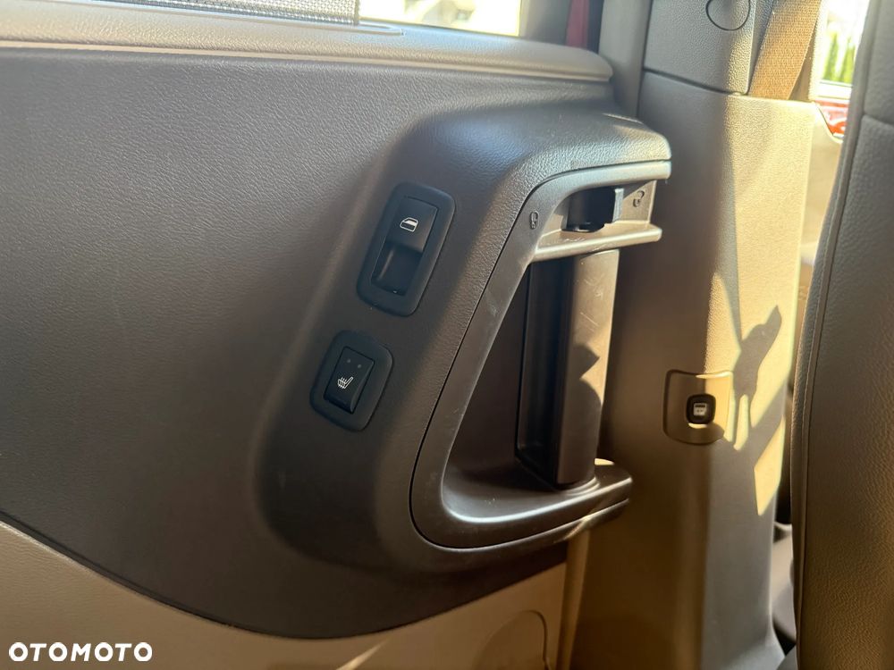 Chrysler Town & Country 3.6 Touring - 16