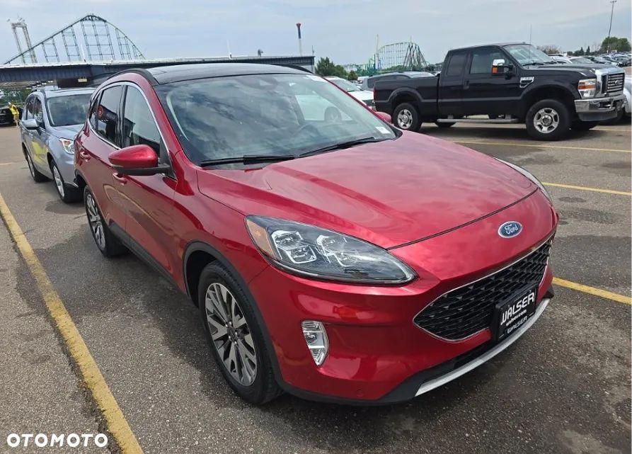 Ford Kuga 2.0 EcoBoost 4x4 Titanium - 2