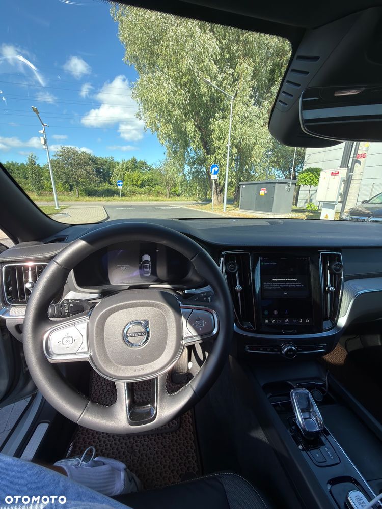 Volvo S60 B5 B AWD Plus Dark - 13