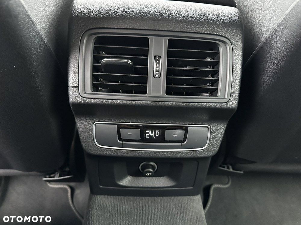 Audi Q5 50 TFSI e Quattro S Line S tronic - 33
