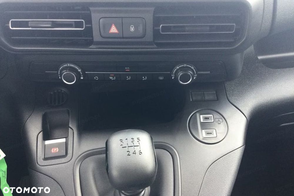 Toyota Proace City Verso - 12