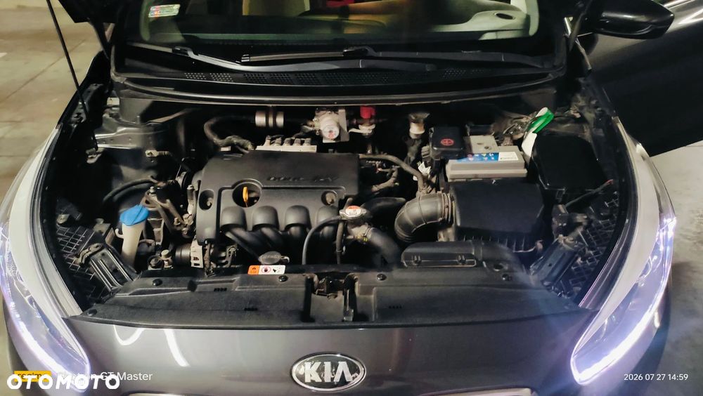 Kia Ceed - 13
